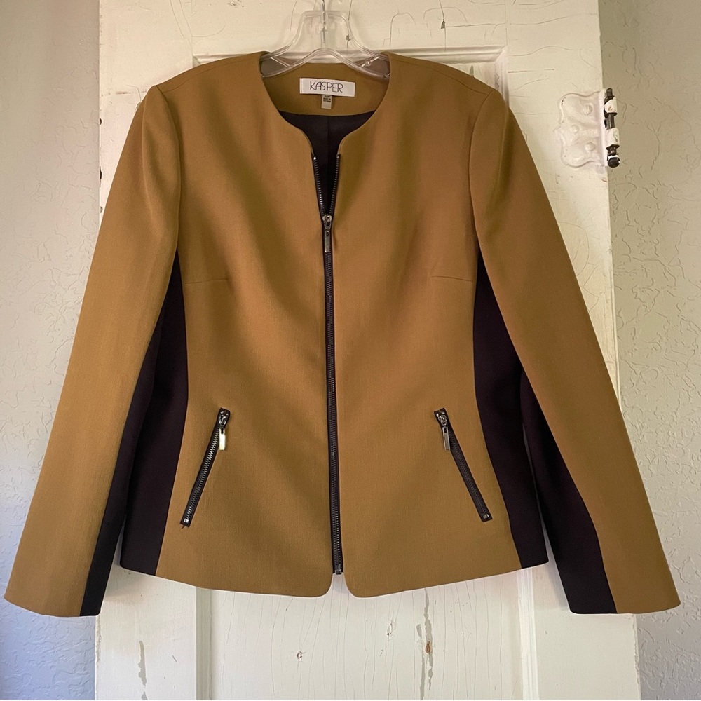 Kasper Women's Tan and Black Jacket - Size 10P